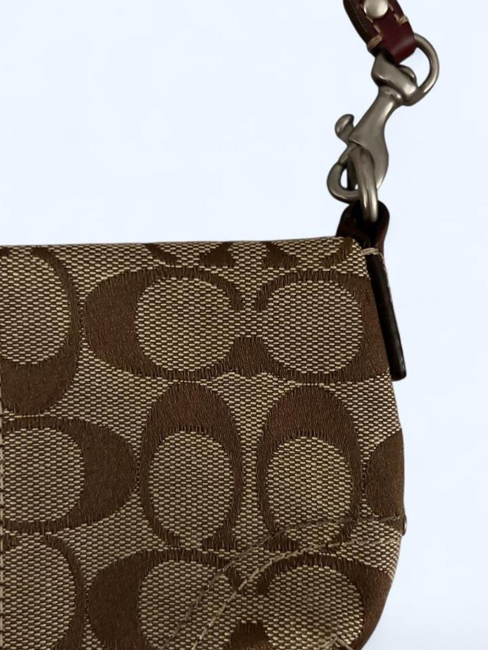 Coach Brown Signature Jacquard Shoulder Bag - Picture 3 of 5
